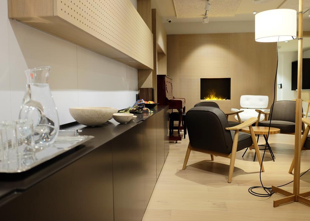 Aparthotel Silver Βαρκελώνη Εξωτερικό φωτογραφία